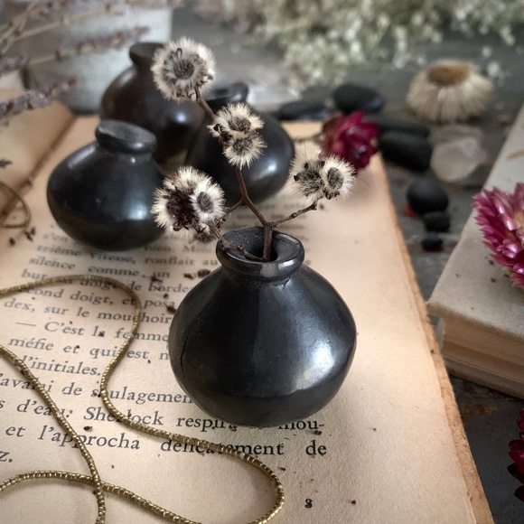 60's PRIMITIVE OAXACAN BARRO NEGRO ZAPOTEC MINIATURE VASE - Picture 6 of 10